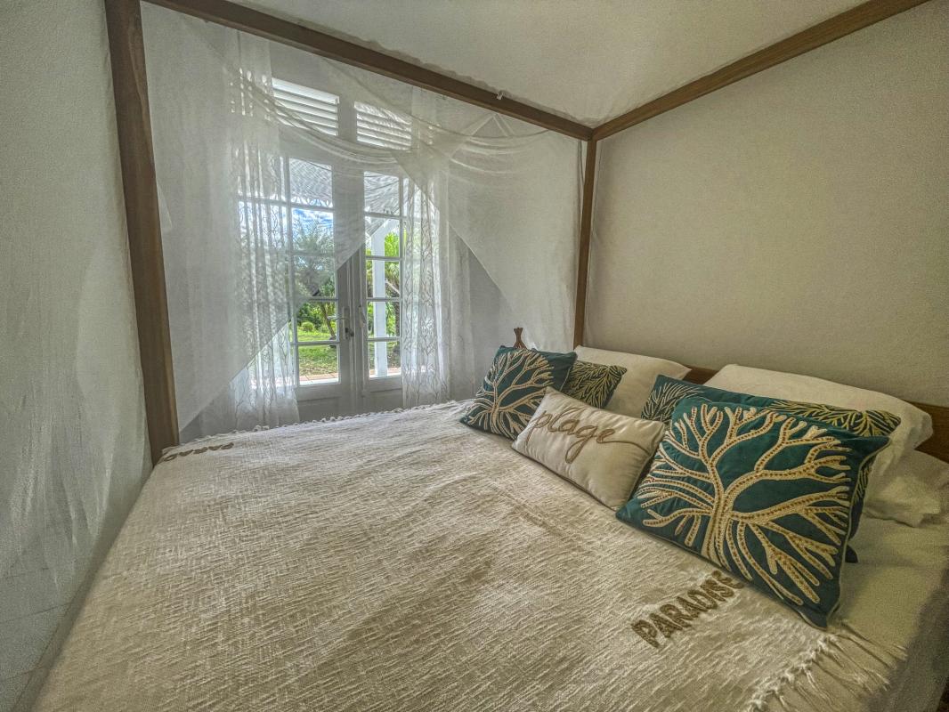 32.Location villa piscine vue mer Bouillante Guadeloupe_Chambre 3